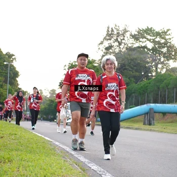 Runner Photo 8006890
