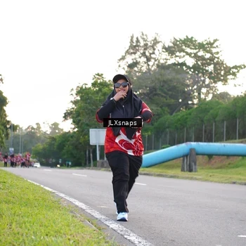 Runner Photo 8006893