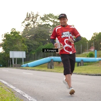 Runner Photo 8006895