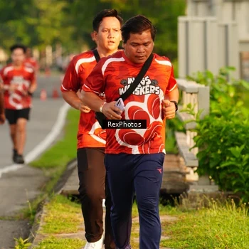 Runner Photo 8006909