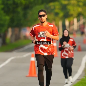 Runner Photo 8006916