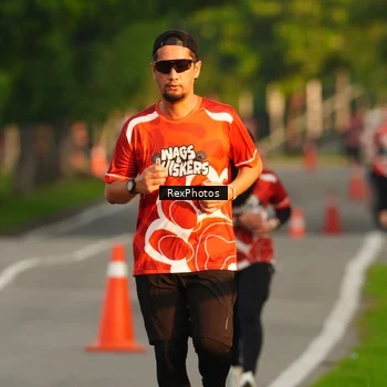 Runner Photo 8006920