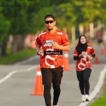 Runner Photo 8006923