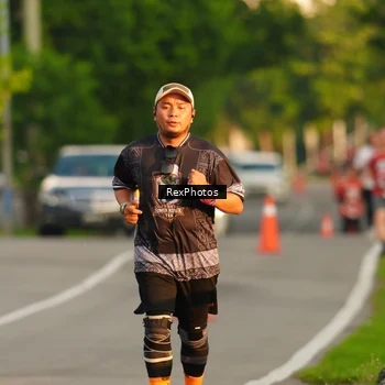 Runner Photo 8007001