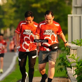 Runner Photo 8007028