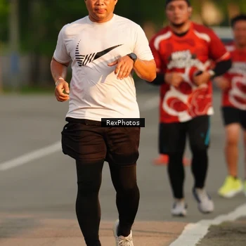 Runner Photo 8007034