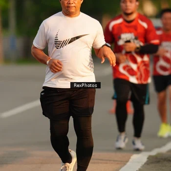 Runner Photo 8007036
