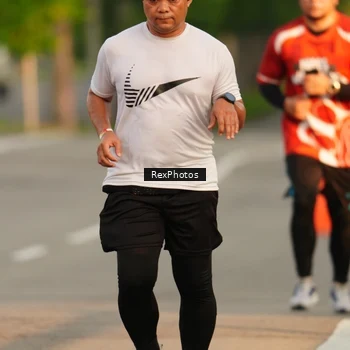 Runner Photo 8007044