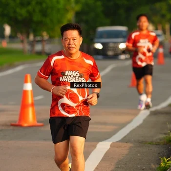 Runner Photo 8007056