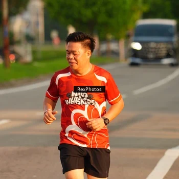 Runner Photo 8007062