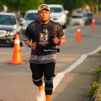 Runner Photo 8007064
