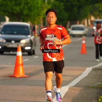 Runner Photo 8007070