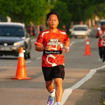 Runner Photo 8007072