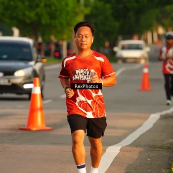Runner Photo 8007075