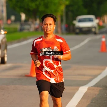 Runner Photo 8007077
