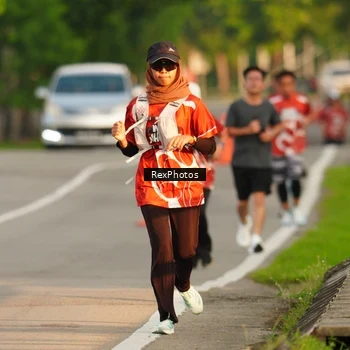 Runner Photo 8007087