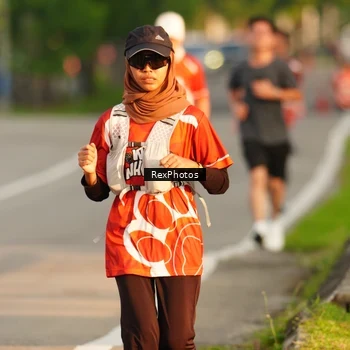 Runner Photo 8007097