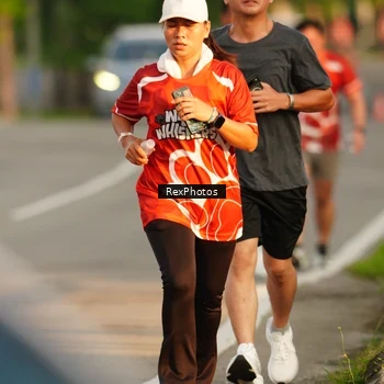 Runner Photo 8007111
