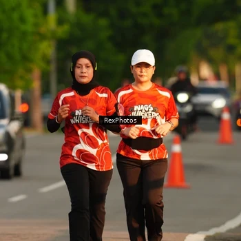 Runner Photo 8007310