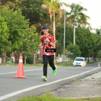 Runner Photo 8007340