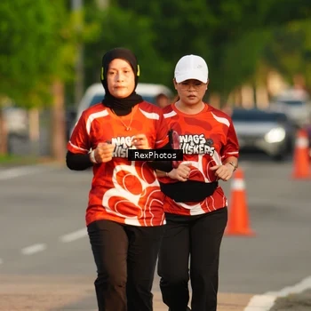 Runner Photo 8007364