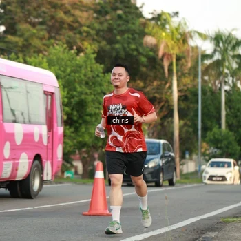 Runner Photo 8007475