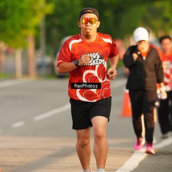 Runner Photo 8007566