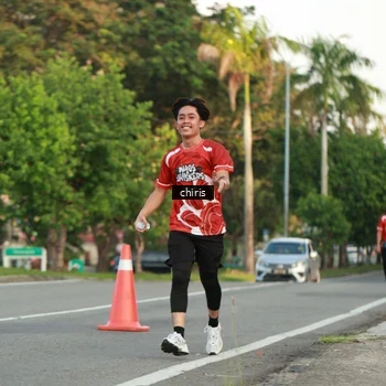Runner Photo 8007674