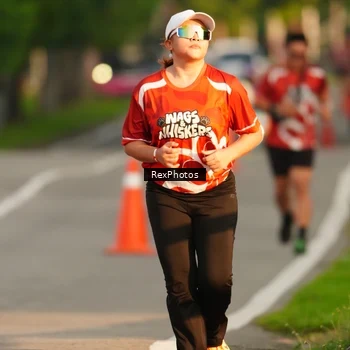 Runner Photo 8007675