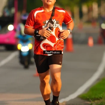 Runner Photo 8007708