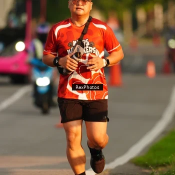 Runner Photo 8007710