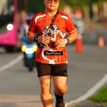 Runner Photo 8007718