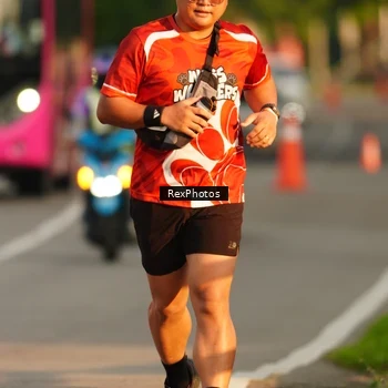 Runner Photo 8007719