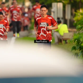 Runner Photo 8007735