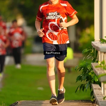 Runner Photo 8007760