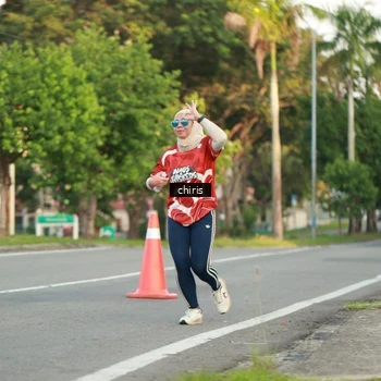 Runner Photo 8007776