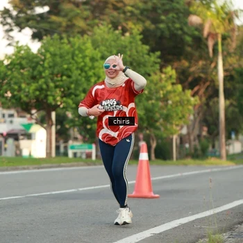 Runner Photo 8007793