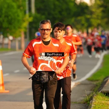Runner Photo 8007839