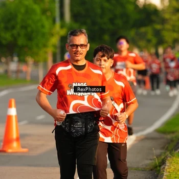 Runner Photo 8007849