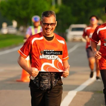 Runner Photo 8007854