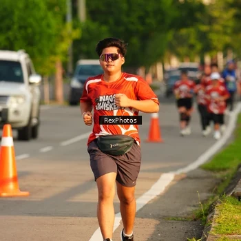 Runner Photo 8007867