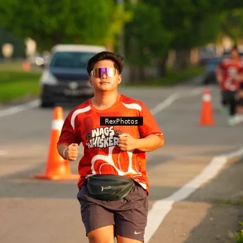 Runner Photo 8007877