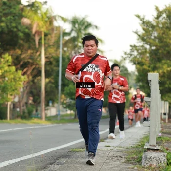 Runner Photo 8007886