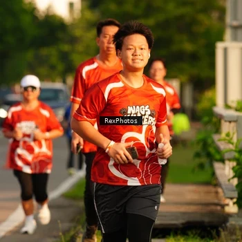 Runner Photo 8007887