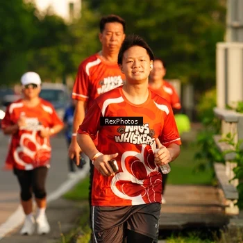 Runner Photo 8007890