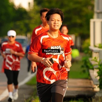 Runner Photo 8007895