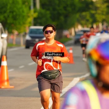 Runner Photo 8007929