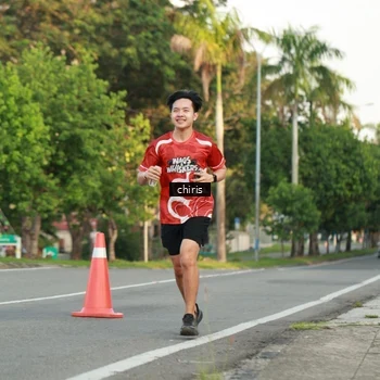 Runner Photo 8007993