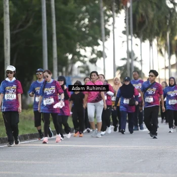Runner Photo 8007995