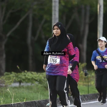 Runner Photo 8008000